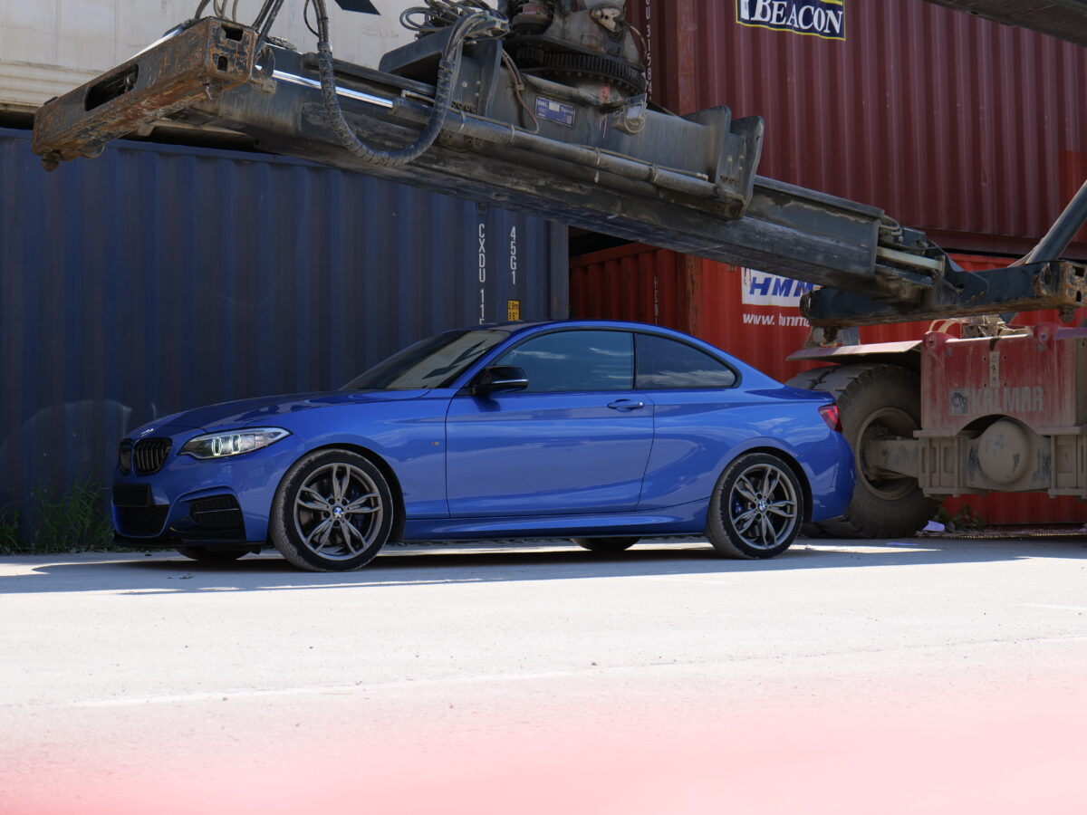 BMW M240i